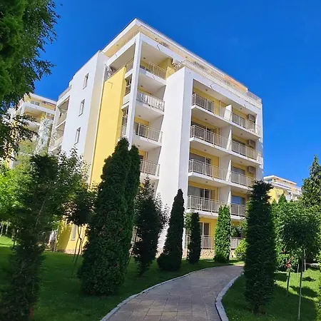 Apartament Lavender Crown Club *